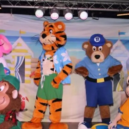 Primrose Valley Time And Tide Lets * Filey